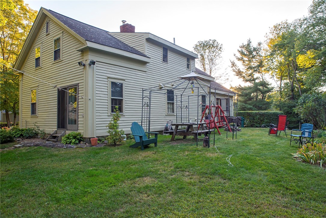 413 Field Hill Road Scituate, RI 02815 - Photo 7 of 37 Gallery Image 7