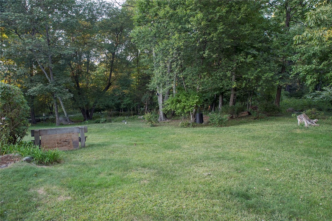 413 Field Hill Road Scituate, RI 02815 - Photo 8 of 37 Gallery Image 8