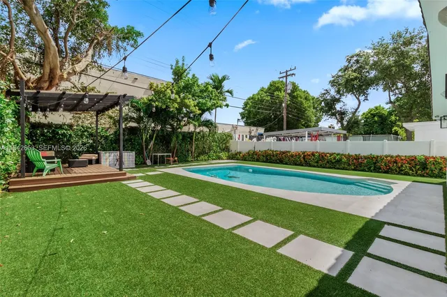 $6,500 | 3855 Southwest 1st Street, Miami, FL 33134