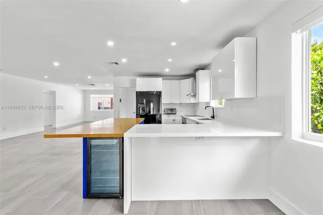 $6,500 | 3855 Southwest 1st Street, Miami, FL 33134