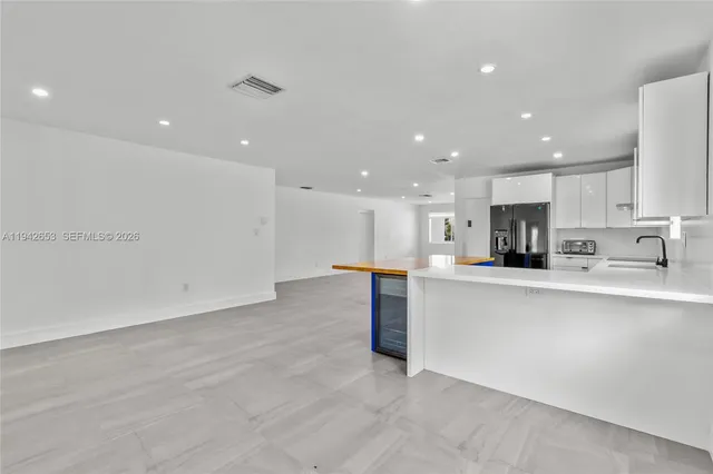 $6,500 | 3855 Southwest 1st Street, Miami, FL 33134