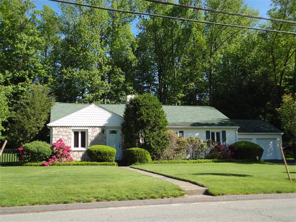 11 Barry Road Worcester, MA 01609 - Photo 1 of 28 Gallery Image 1