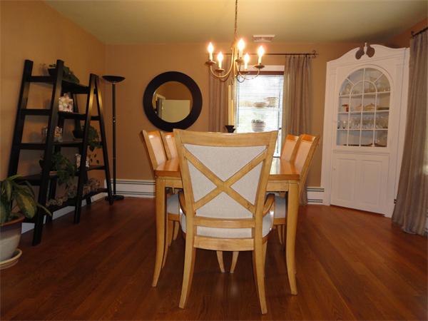 11 Barry Road Worcester, MA 01609 - Photo 12 of 28 Gallery Image 12