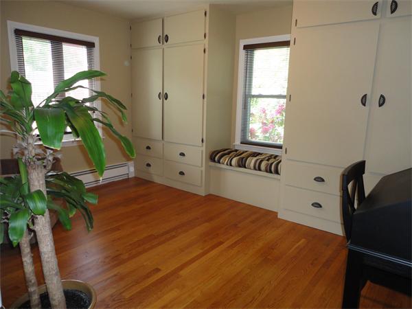 11 Barry Road Worcester, MA 01609 - Photo 19 of 28 Gallery Image 19