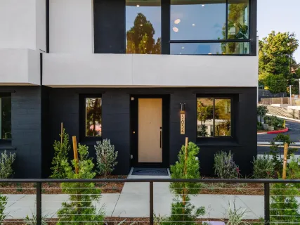 $1,312,725 | 3832 North Emery Way, Los Angeles, CA 90065