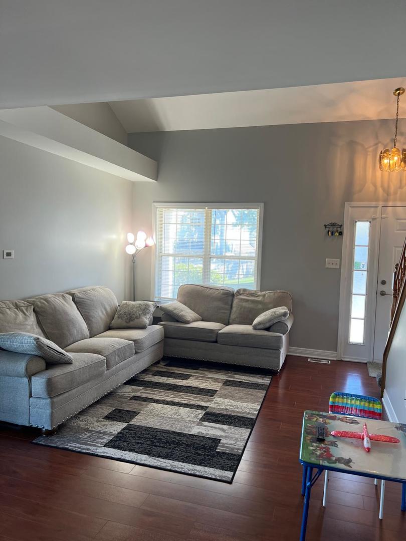 3496 Willowview Court, Unit 3496 Aurora, IL 60504 - Photo 7 of 31