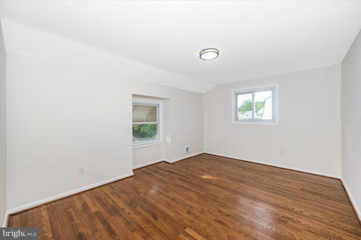 5654 Whitby Road Baltimore, MD 21206 - Photo 18 of 38