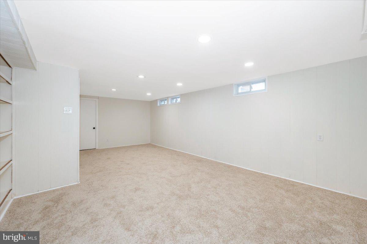 5654 Whitby Road Baltimore, MD 21206 - Photo 27 of 38