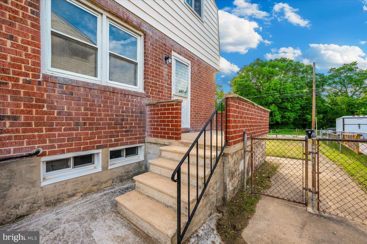 5654 Whitby Road Baltimore, MD 21206 - Photo 34 of 38