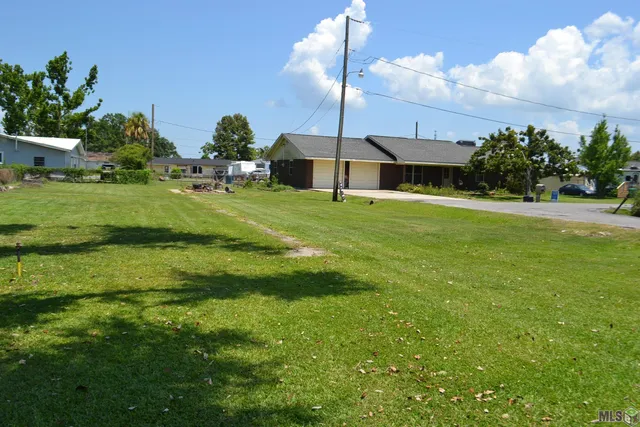 $160,000 | 117 Willow D Street, Larose, LA 70373