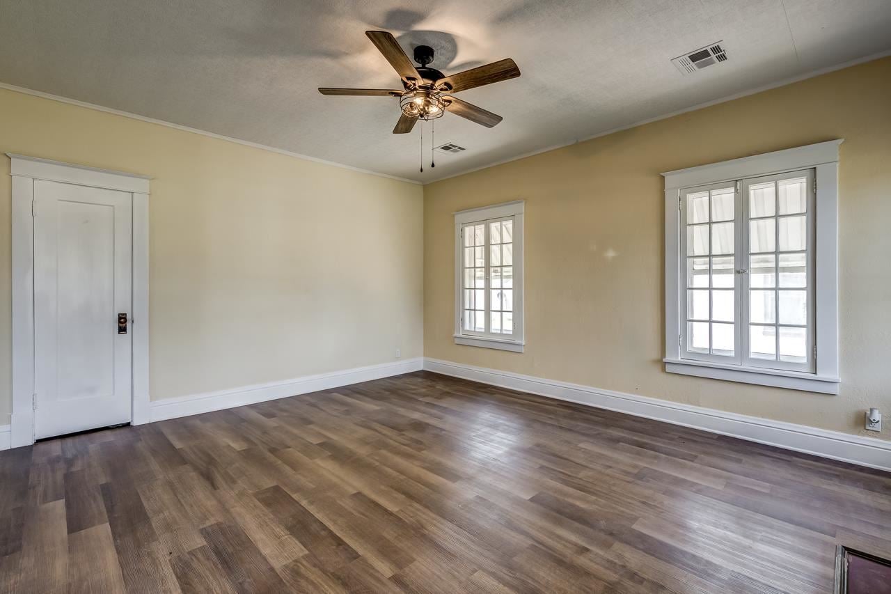 616 Kaw Street Perry, OK 73077 - Photo 3 of 36 Gallery Image 3