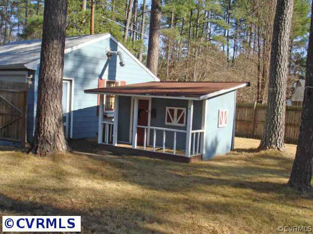 228 Treva Road Sandston, VA 23150 - Photo 10 of 10 Other - Play house or shed
