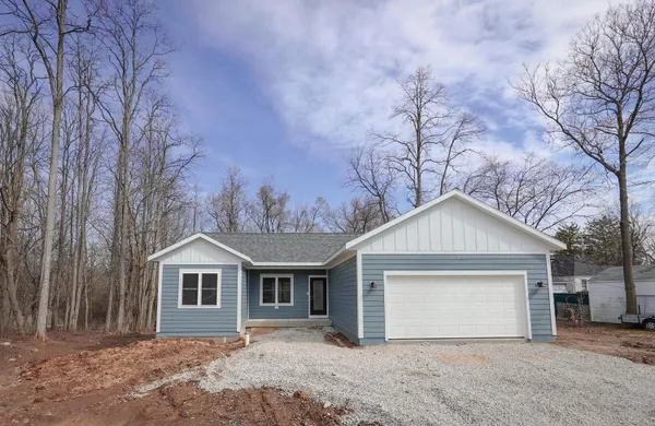 $450,000 | 34524 Fishman Road, Burlington, WI 53105