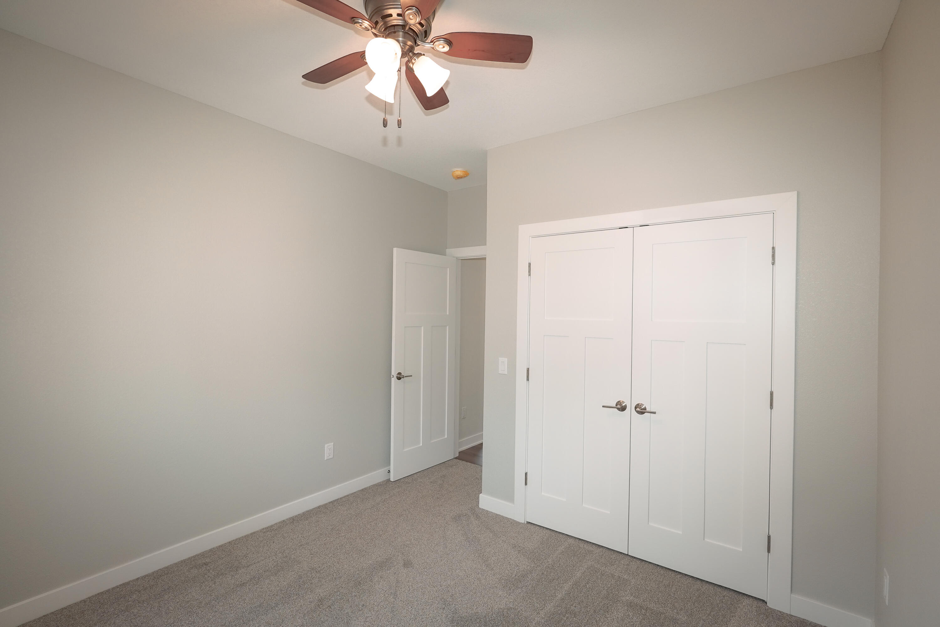 34524 Fishman Road Burlington, WI 53105 - Photo 13 of 22 DSC00484