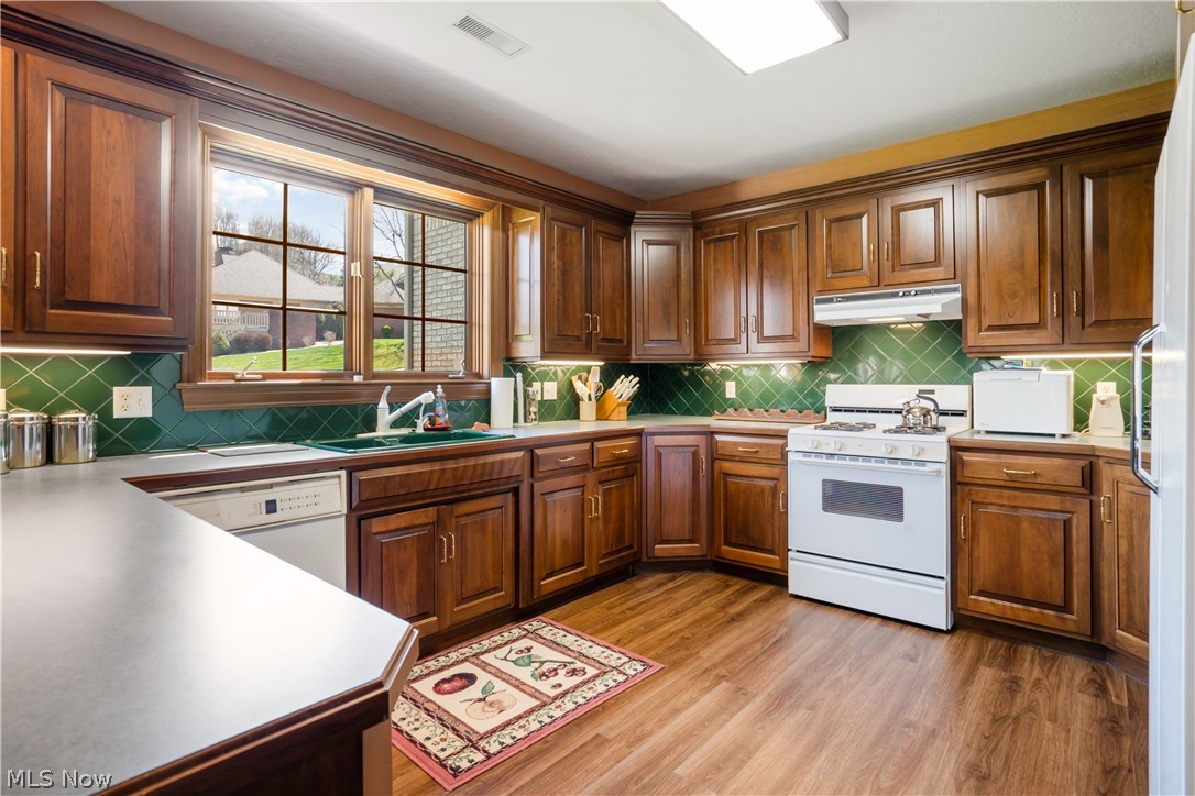 1575 Terrace Road Northwest New Philadelphia, OH 44663 - Photo 16 of 33 Gallery Image 16