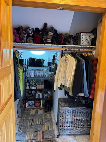 a view of a entryway with storage