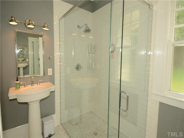112 Briarcliff Road Durham, NC 27707 - Photo 15 of 25 Gallery Image 15