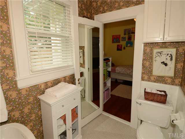 112 Briarcliff Road Durham, NC 27707 - Photo 20 of 25 Gallery Image 20