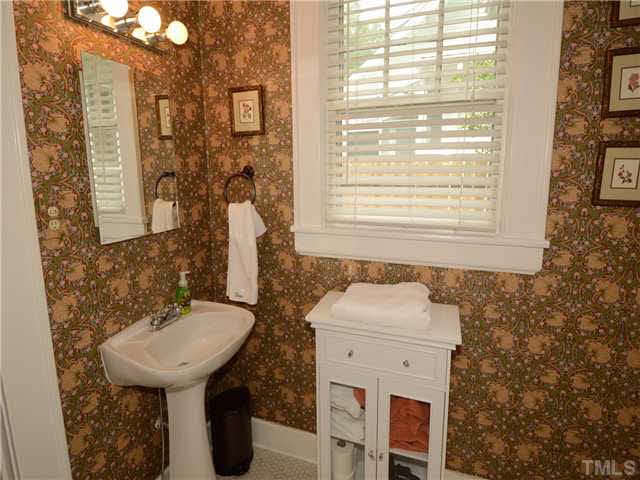112 Briarcliff Road Durham, NC 27707 - Photo 21 of 25 Gallery Image 21