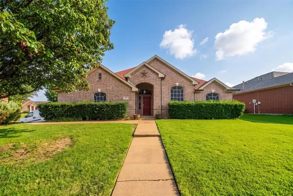 $430,000 | 701 Boone Trail, Mansfield, TX 76063