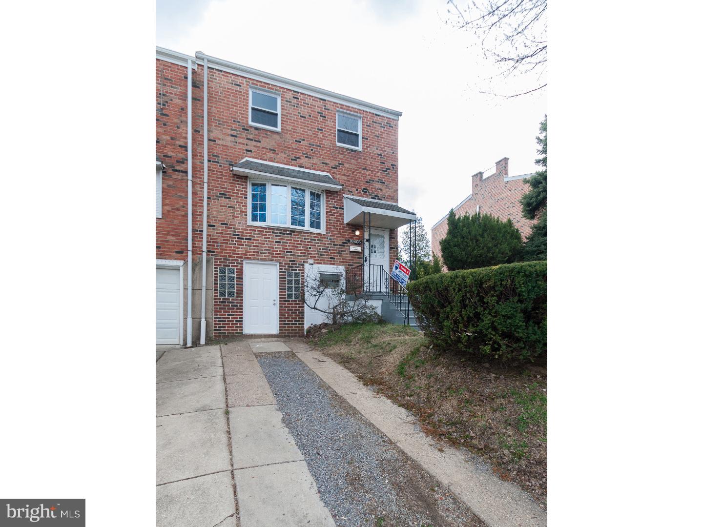10806 Rayland Road Philadelphia, PA 19154 - Photo 1 of 24 Exterior Front