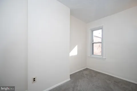 $250,000 | 1422 North Lincoln Street, Wilmington, DE 19806