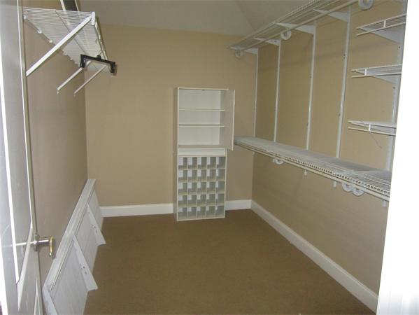 43 Hycrest Road Charlton, MA 01507 - Photo 17 of 29 Gallery Image 17