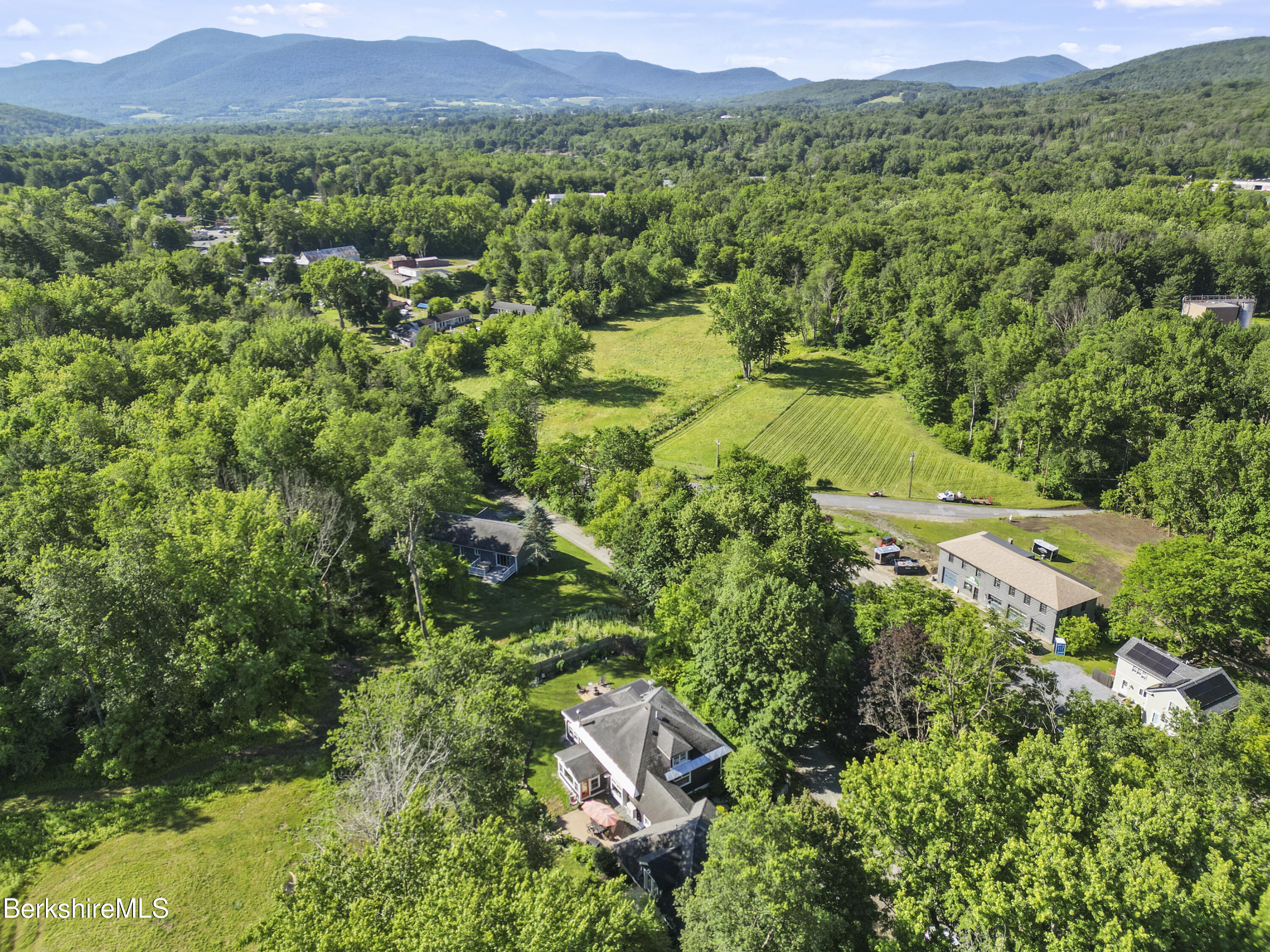 1020 Simonds Road Williamstown, MA 01267 - Photo 52 of 53 920 Aerial View