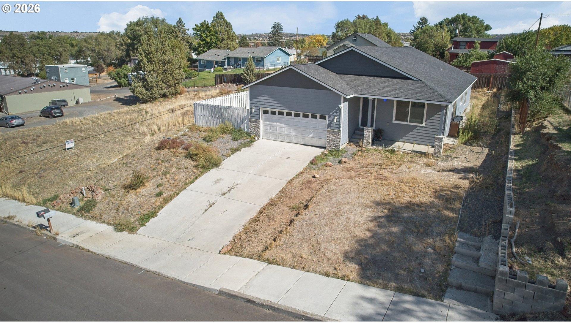 359 Southwest Madison Street Madras, OR 97741 - Photo 29 of 34 Gallery Image 29