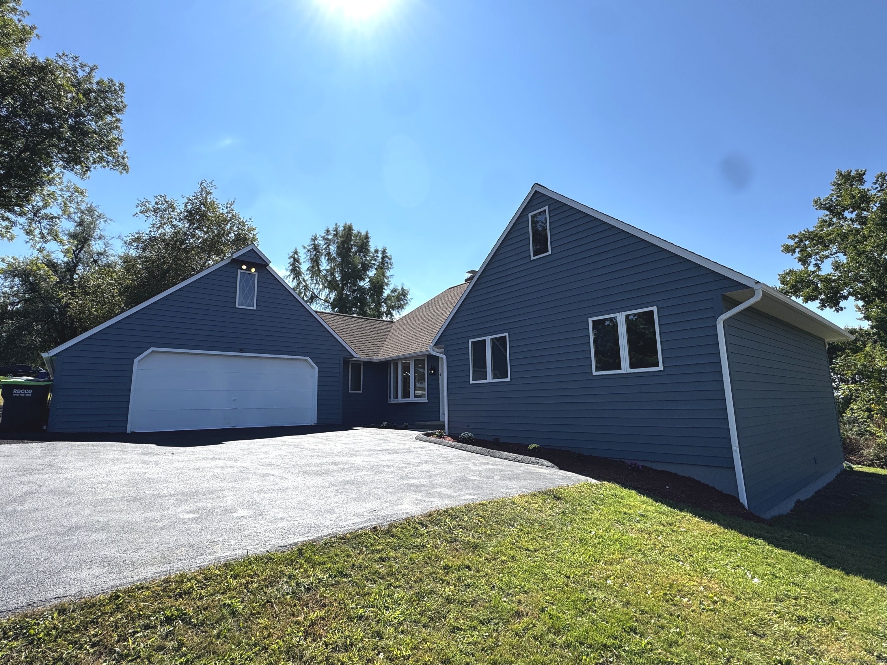 4 Bayview Circle Watertown, CT 06795 - Photo 2 of 33