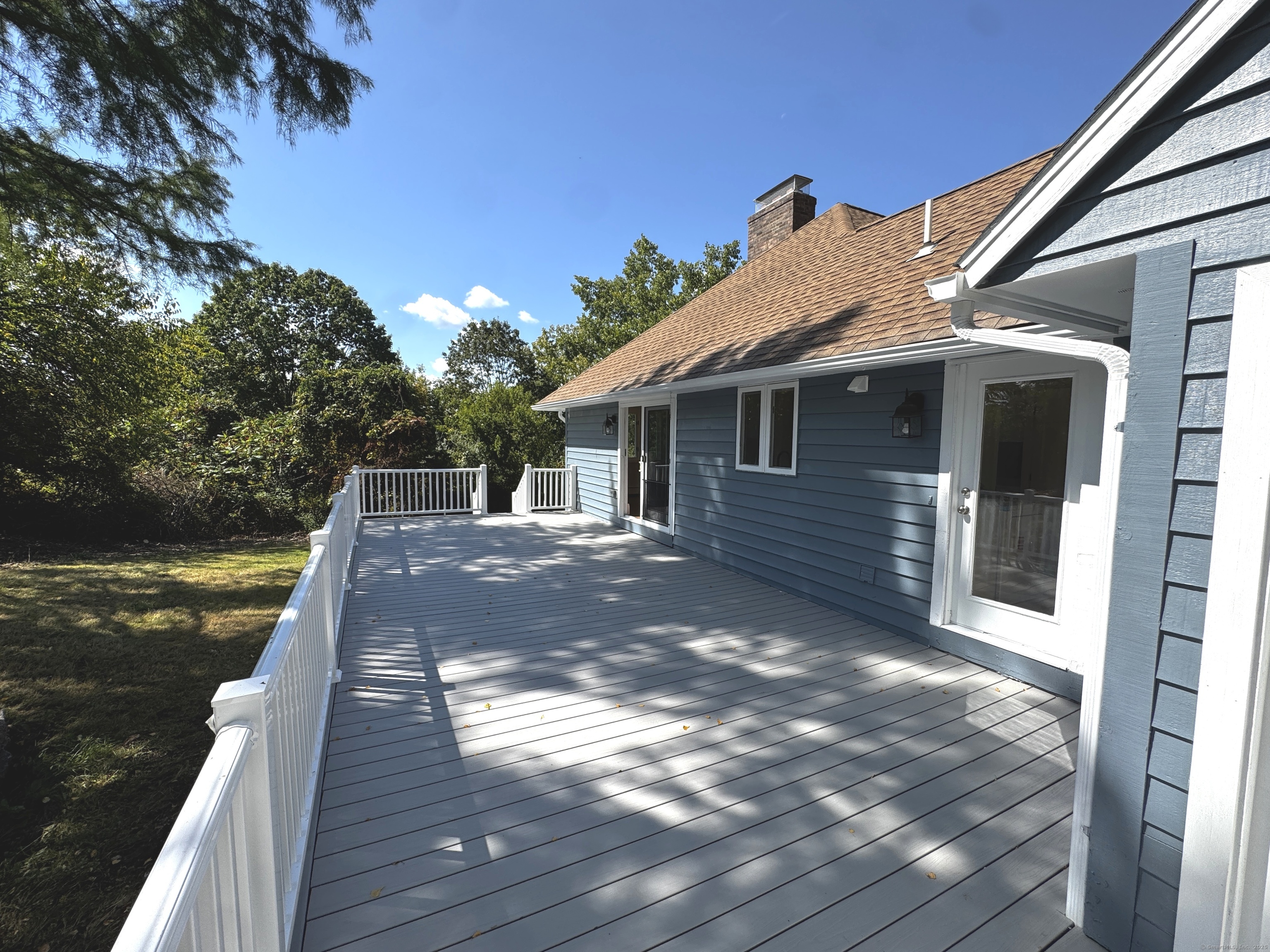 4 Bayview Circle Watertown, CT 06795 - Photo 22 of 33