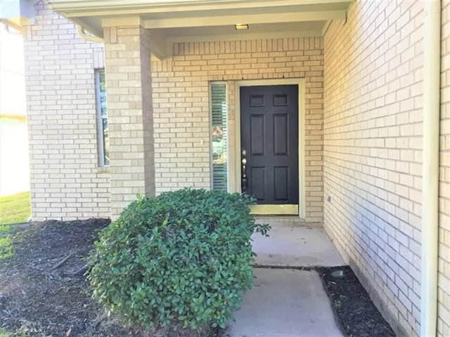 $1,995 | 3927 Dogwood Bough Lane, Fresno, TX 77545