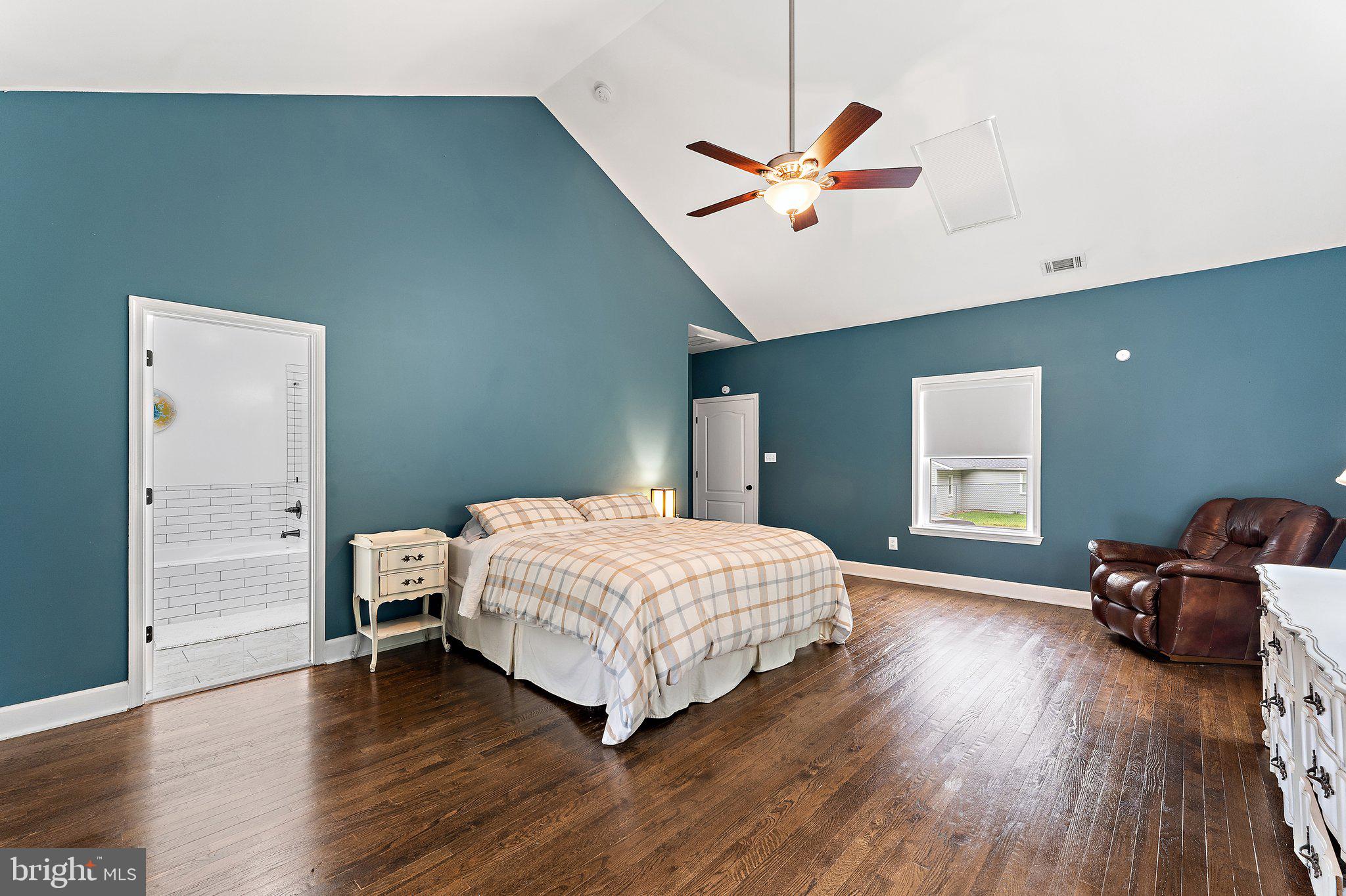 8720 Redman Street Springfield, VA 22153 - Photo 38 of 68 Gallery Image 38