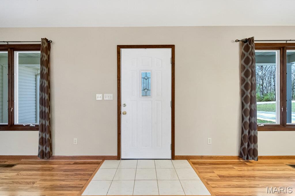 40 Forest Acres Lane Troy, MO 63379 - Photo 3 of 52