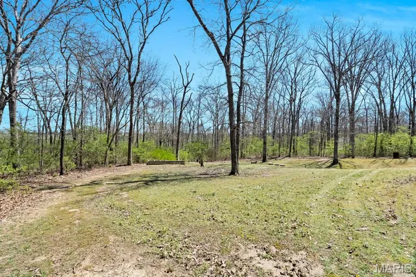 $430,000 | 40 Forest Acres Lane, Troy, MO 63379