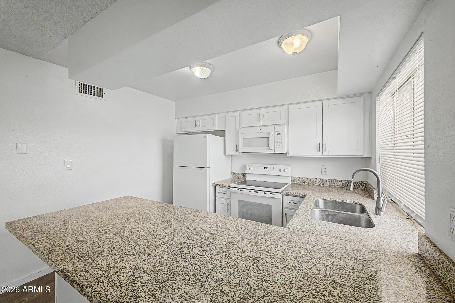 4625 West Thomas Road, Unit 76 Phoenix, AZ 85031 - Photo 11 of 31 11 - Thomas