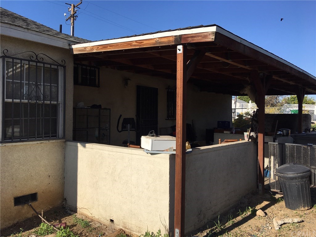 3241 West Center Street Riverside, CA 92501 - Photo 8 of 11