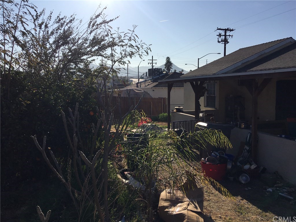 3241 West Center Street Riverside, CA 92501 - Photo 10 of 11