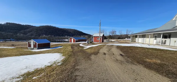 $360,000 | 34760 Fawn Drive, Lanesboro, MN 55949