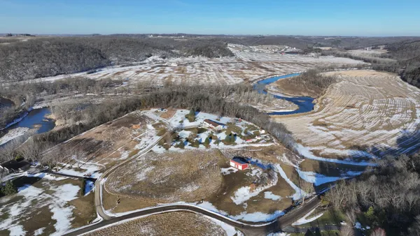 $360,000 | 34760 Fawn Drive, Lanesboro, MN 55949