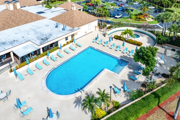 $579,000 | 5266 Fairway Woods Drive, Unit 4012, Delray Beach, FL 33484