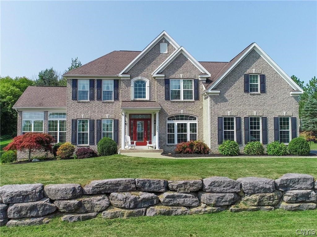 109 Raspberry Lane Camillus, NY 13031 - Photo 3 of 32