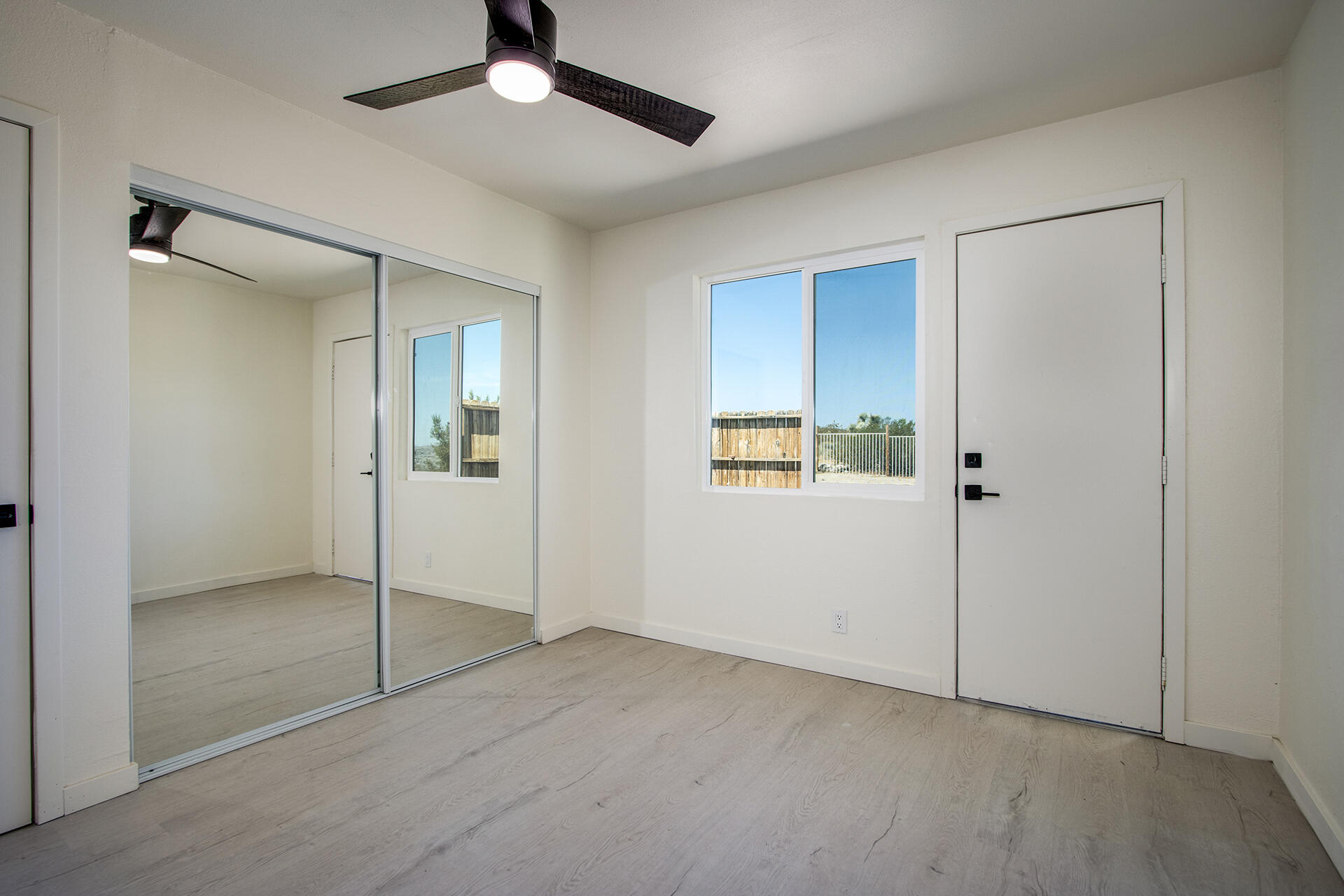 7382 Olympic Road Joshua Tree, CA 92252 - Photo 28 of 38 img-25