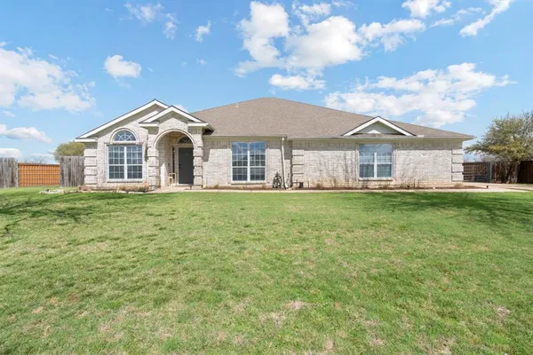 $550,000 | 104 Langley Court, Aledo, TX 76008