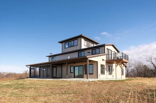 $1,450,000 | 32974 Potter Lane, Muscoda, WI 53573