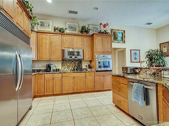 2672 Southwest Windship Way Stuart, FL 34997 - Photo 6 of 13 Gallery Image 6