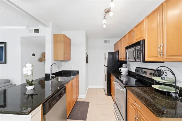 $175,000 | 3321 Haviland Court, Unit 104, Palm Harbor, FL 34684