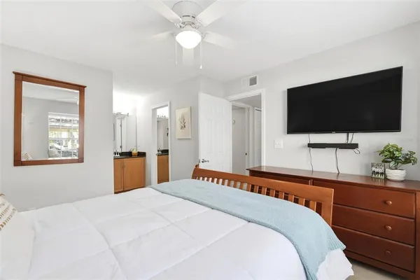 $175,000 | 3321 Haviland Court, Unit 104, Palm Harbor, FL 34684