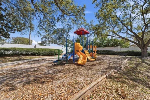 $175,000 | 3321 Haviland Court, Unit 104, Palm Harbor, FL 34684