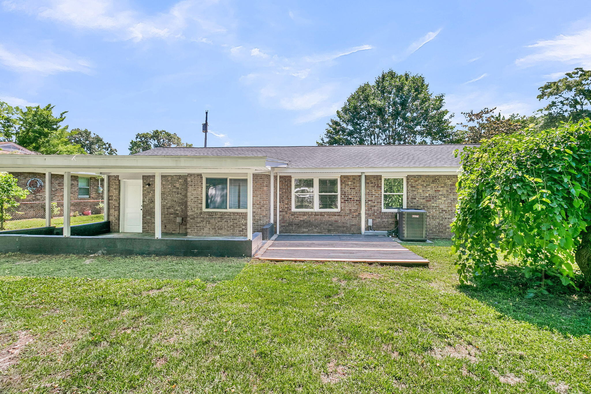 109 Camellia Road Goose Creek, SC 29445 - Photo 32 of 41 CREM - 109 Camellia exteriors-10